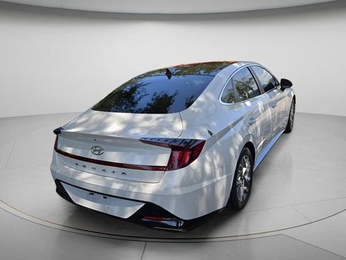 Used 2023 Hyundai Sonata SEL w/ Convenience Package FWD image 6