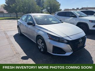 Used 2024 Nissan Altima 2.5 S video 1