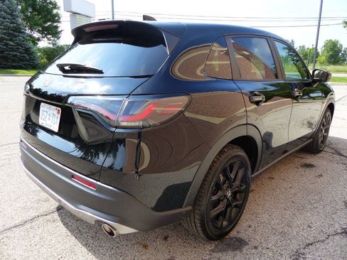 Used 2024 Honda HR-V Sport image 12