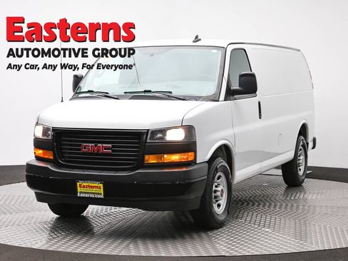 Used 2020 GMC Savana 3500 w/ Driver Convenience Package RWD image 1