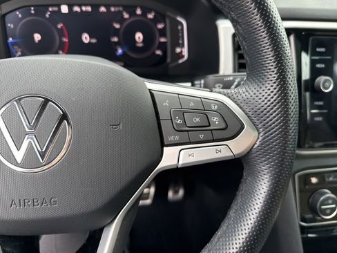 Used 2023 Volkswagen Atlas Cross Sport SEL R-Line AWD/4WD image 14