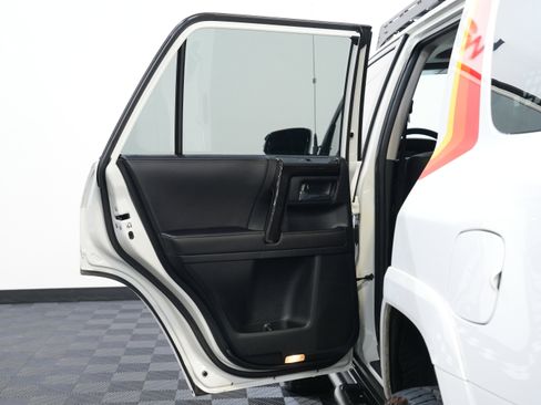 Used 2023 Toyota 4Runner 40th Anniversary SE image 28