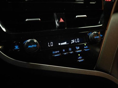 Used 2023 Toyota Camry SE w/ Convenience Package FWD image 21