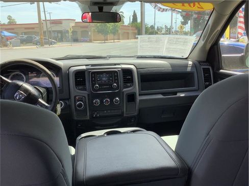 Used 2019 RAM 1500 Express w/ Express Value Package RWD image 10