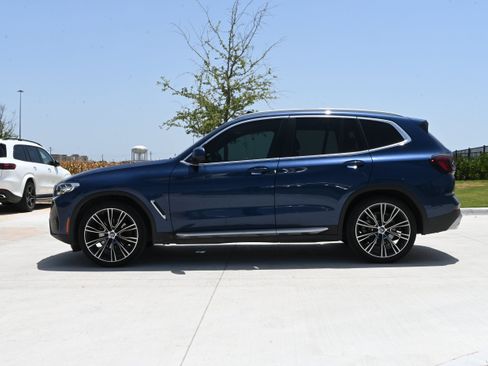 Used 2024 BMW X3 sDrive30i w/ Premium Package RWD image 6