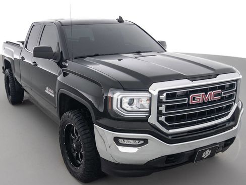 Used 2016 GMC Sierra 1500 SLE image 1