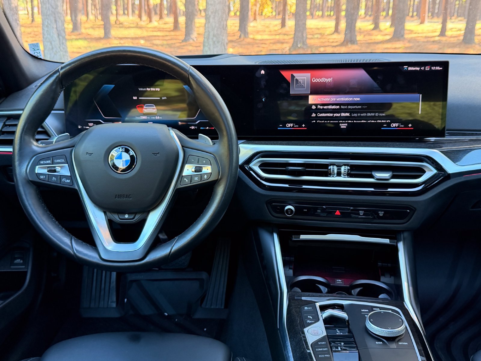 Used 2023 BMW 330i Sedan w/ Premium Package RWD image 3