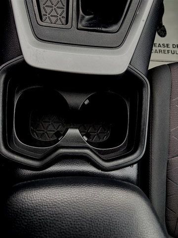 Used 2019 Toyota RAV4 XLE FWD image 25