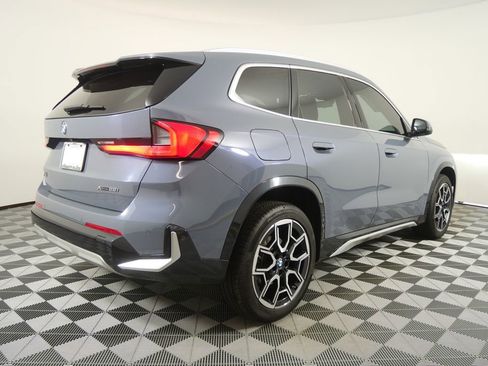 Certified 2025 BMW X1 xDrive28i image 3