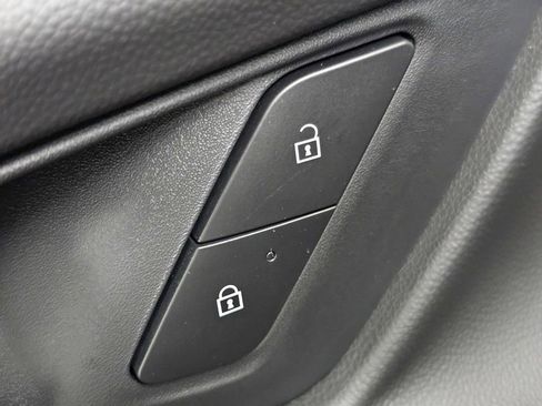 New 2026 Chevrolet Equinox RS w/ LPO, Floor Liner Package image 25