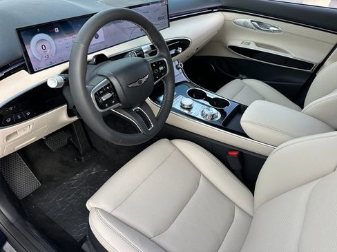 New 2026 Genesis GV70 2.5T image 10