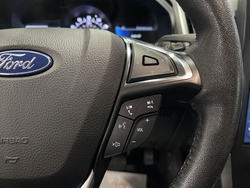 Used 2022 Ford Edge SEL w/ Convenience Package image 19