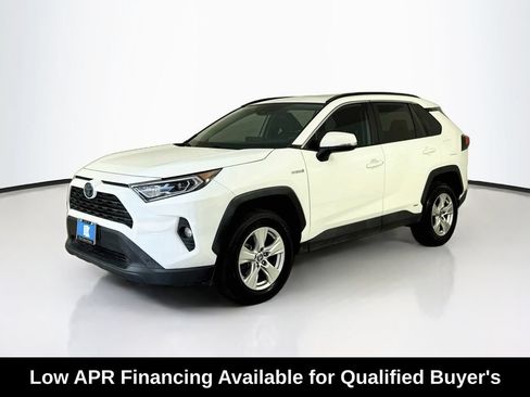 Used 2021 Toyota RAV4 XLE w/ Convenience Package AWD/4WD image 3