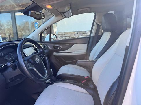 Used 2018 Buick Encore Preferred image 15
