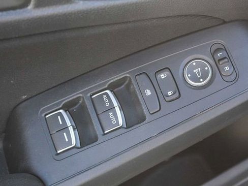 Used 2023 Honda Civic Sport image 28