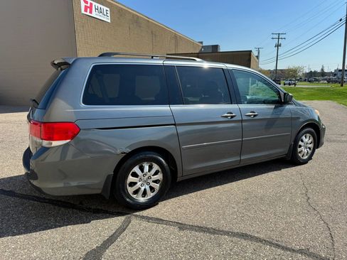 Used 2010 Honda Odyssey EX-L image 10
