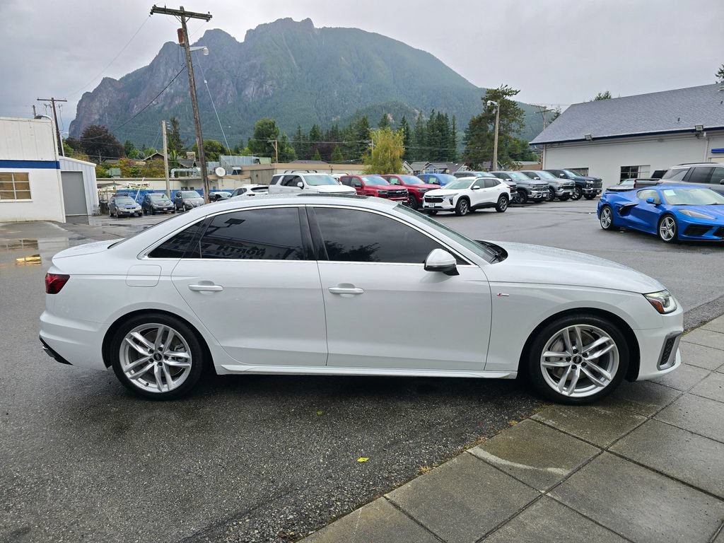 Used 2023 Audi A4 2.0T Premium Plus AWD/4WD image 5