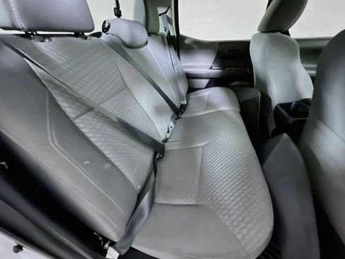 Used 2020 Toyota Tacoma SR AWD/4WD image 23