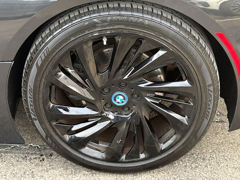 Used 2015 BMW i8 image 14