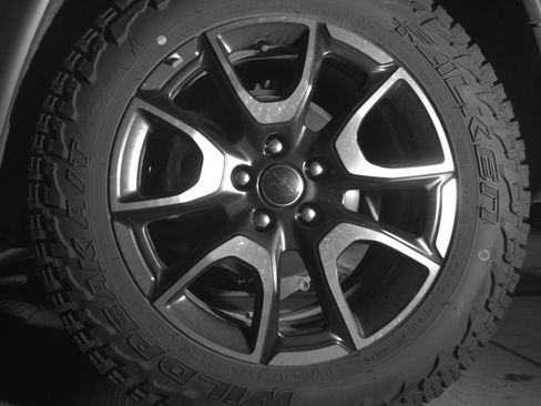 Used 2025 Jeep Compass Trailhawk image 14