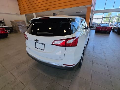 Used 2021 Chevrolet Equinox LT FWD image 8