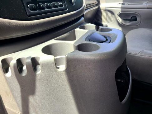 Used 2000 Ford E-250 and Econoline 250 Extended image 22