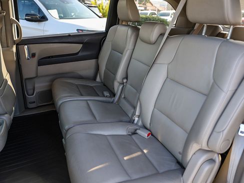 Used 2016 Honda Odyssey EX-L image 9