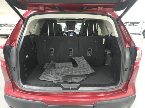 Used 2023 Subaru Ascent Limited w/ Technology Package image 10