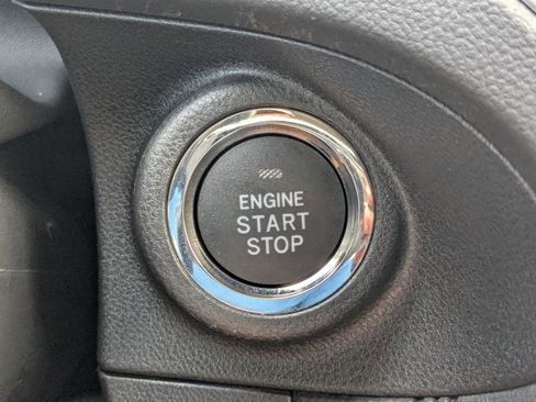 Used 2021 Subaru Forester Premium image 33