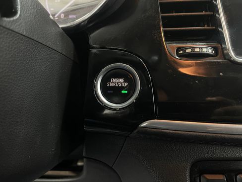 Used 2019 Buick Encore Preferred FWD image 19