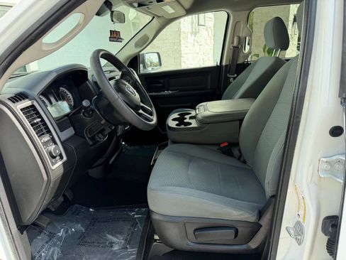 Used 2020 RAM 1500 Tradesman w/ Tradesman SXT Package image 26