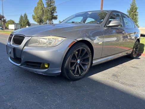 Used 2011 BMW 328i Sedan RWD image 4