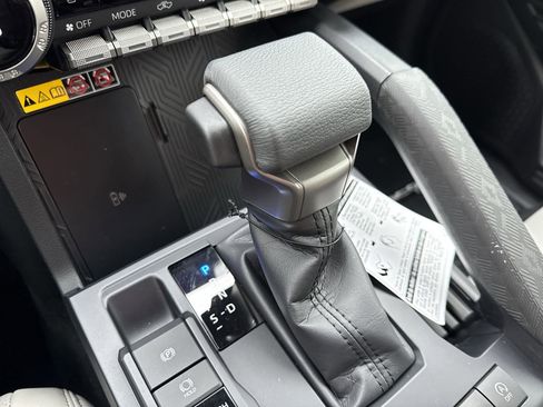 New 2026 Toyota Tacoma Limited AWD/4WD image 21