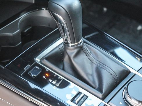 Certified 2025 MAZDA CX-30 2.5 Turbo w/ Premium Plus Pkg image 19