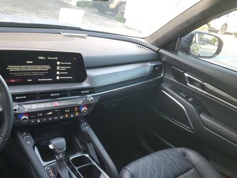 Certified 2025 Kia Telluride SX Prestige X-Line AWD/4WD image 15