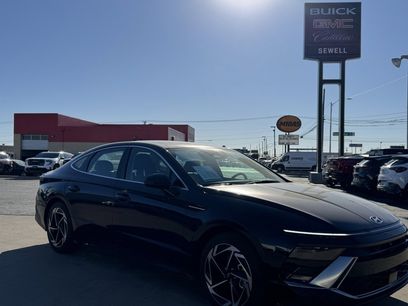 Used 2024 Hyundai Sonata SEL w/ Convenience Package