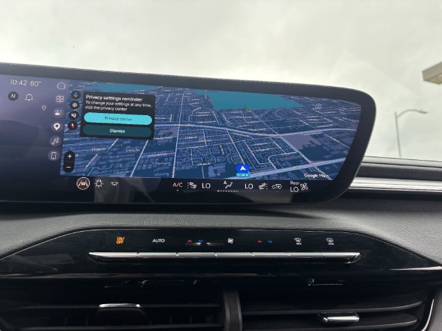 Used 2025 Buick Enclave Preferred FWD image 23