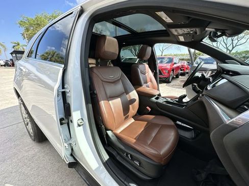 Used 2023 Cadillac XT5 Premium Luxury image 32