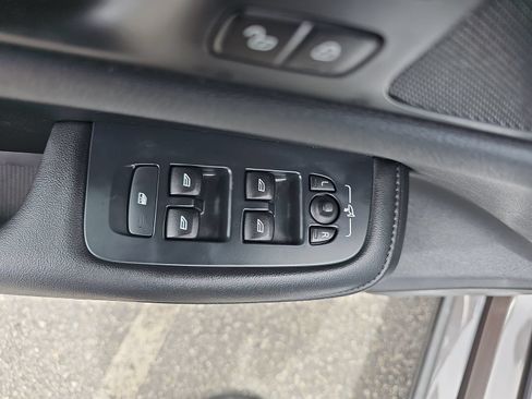 Used 2024 Volvo S60 B5 Core AWD/4WD image 25