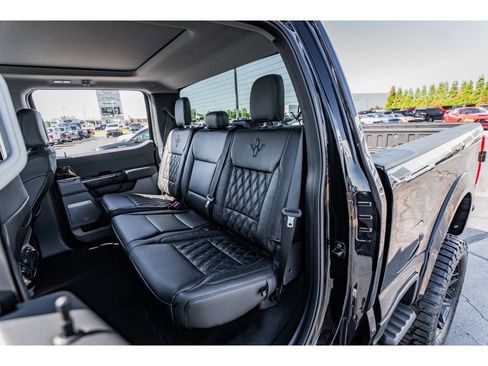 Used 2025 Ford F250 XLT w/ Black Appearance Package image 23
