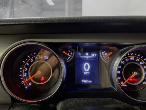 Used 2021 Jeep Wrangler Sport image 21