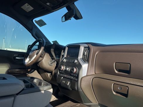 Used 2020 GMC Sierra 1500 Elevation w/ Elevation Convenience Package image 16