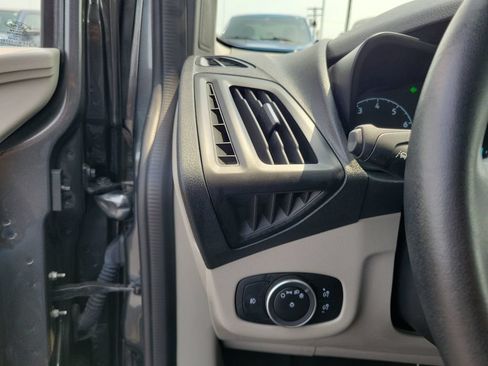 Certified 2023 Ford Transit Connect Titanium FWD image 22