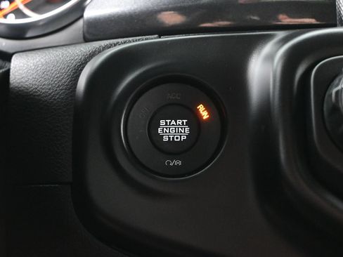 Used 2021 Jeep Wrangler Unlimited Sahara AWD/4WD image 23