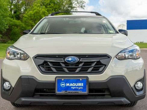 Used 2023 Subaru Crosstrek 2.0i Premium w/ Special Edition AWD/4WD image 3