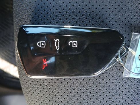 Used 2026 Volkswagen Atlas SE AWD/4WD image 27