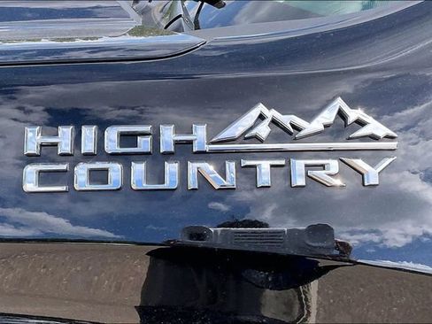 Used 2024 Chevrolet Silverado 1500 High Country AWD/4WD image 21
