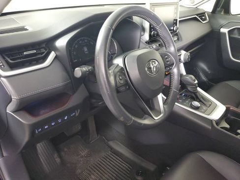 Used 2019 Toyota RAV4 Limited w/ Advanced Technology Package AWD/4WD image 24