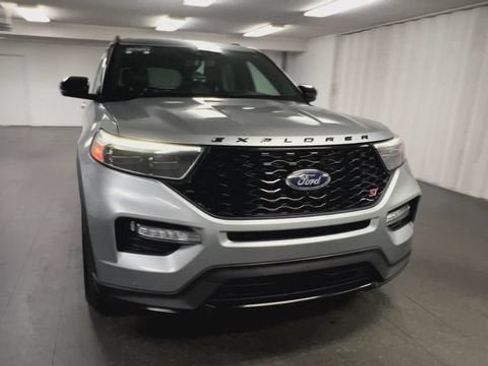Used 2020 Ford Explorer ST w/ ST Street Pack AWD/4WD image 3