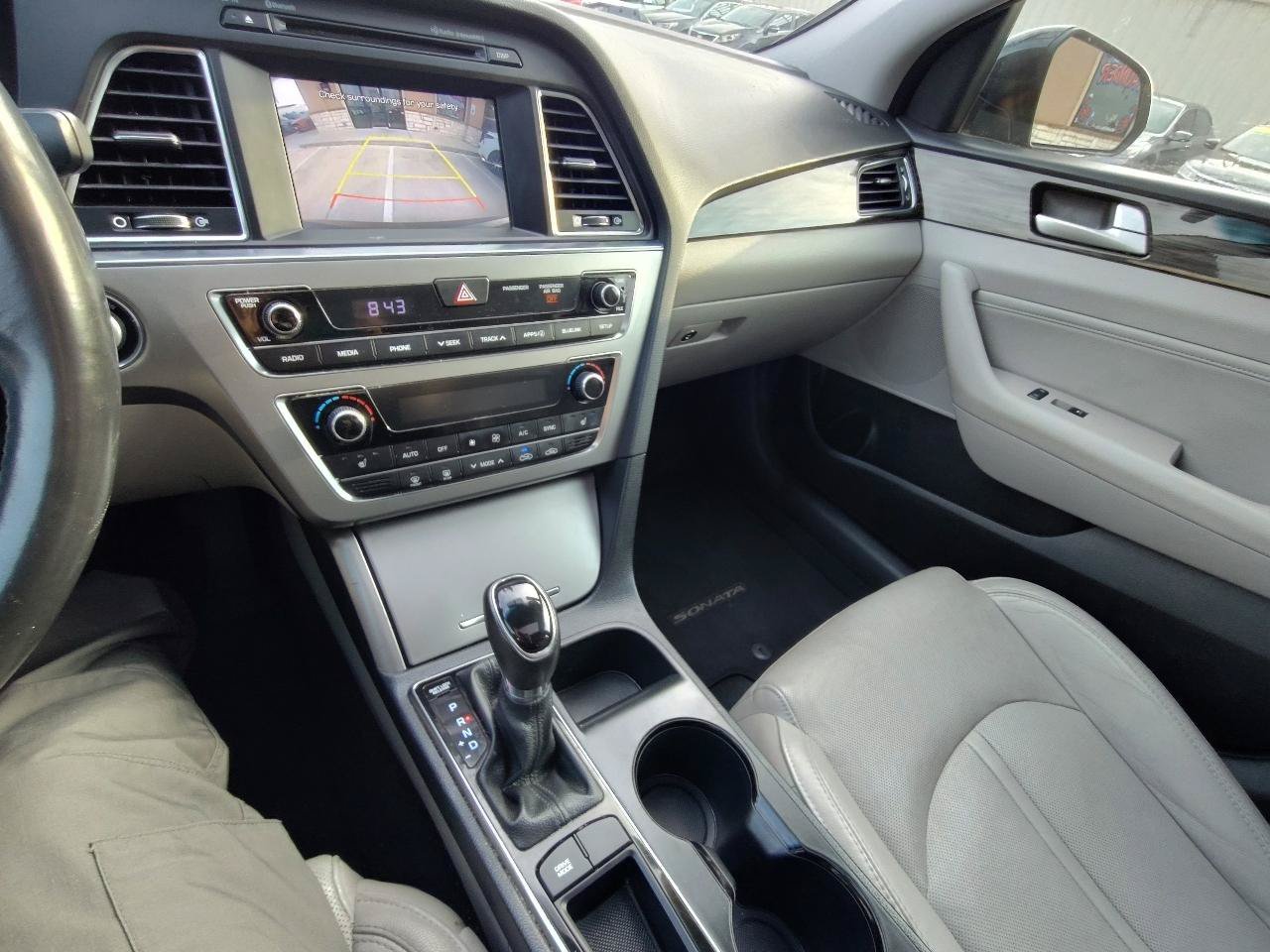 Used 2017 Hyundai Sonata Limited FWD image 19